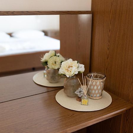 Apartments And Rooms Kod Keti Малинска Екстериор снимка